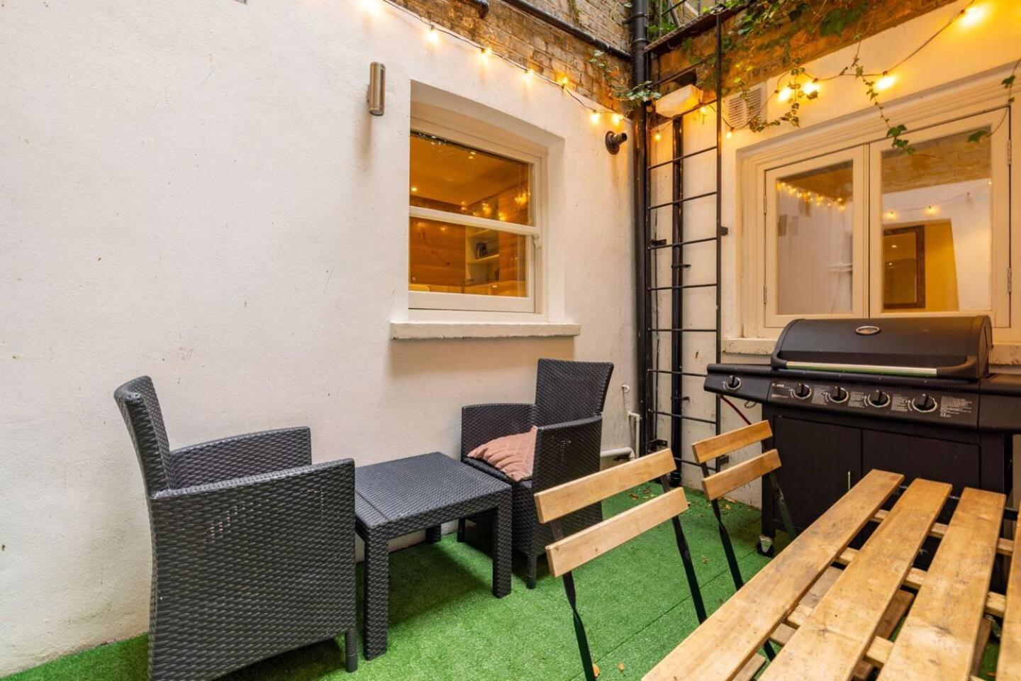 Niru Experience Hidden Gem In Chelsea 2Bd 2Ba Lägenhet London Exteriör bild