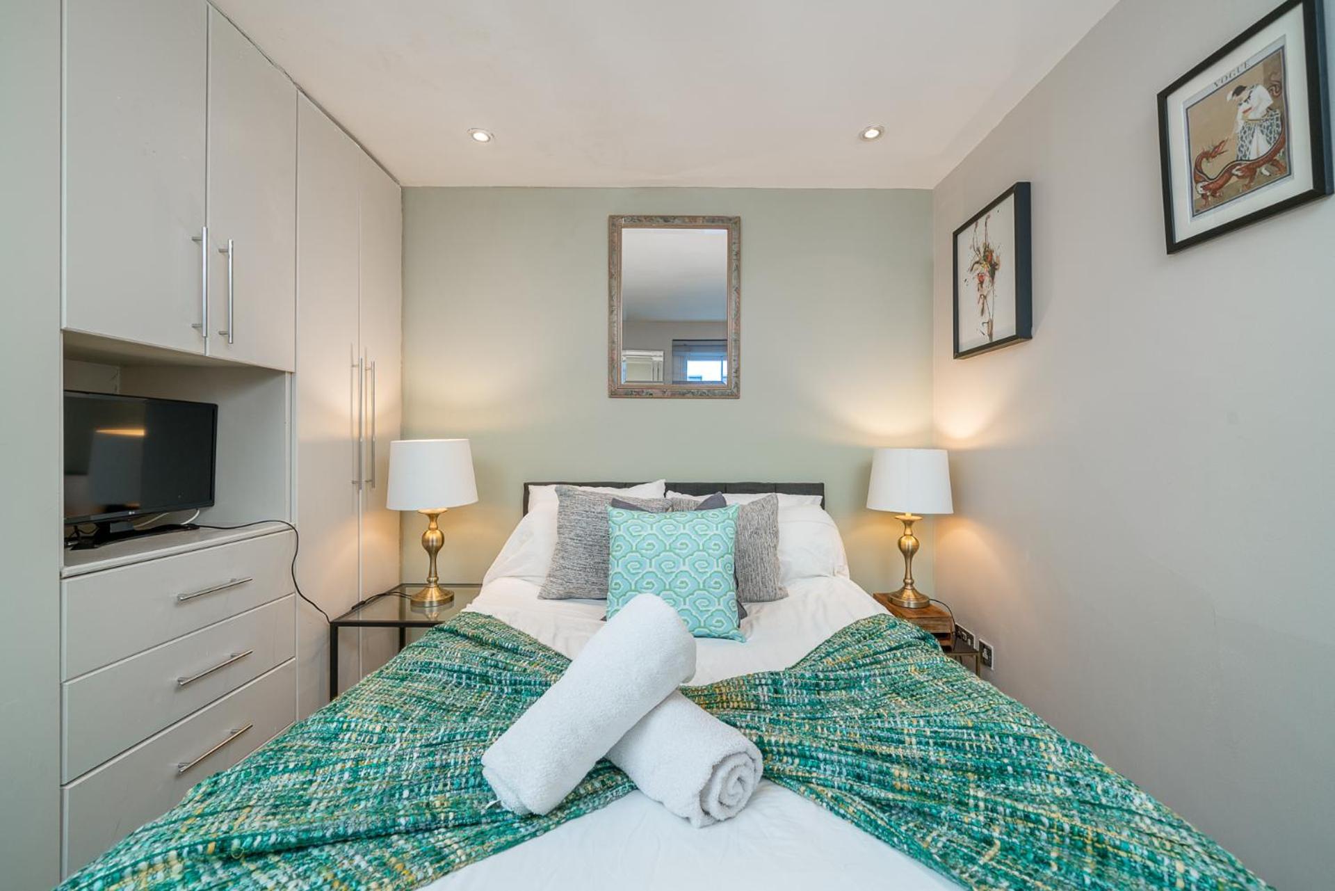 Niru Experience Hidden Gem In Chelsea 2Bd 2Ba Lägenhet London Exteriör bild